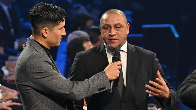 Roberto Carlos undergoes immediate surgery after heart problem detected