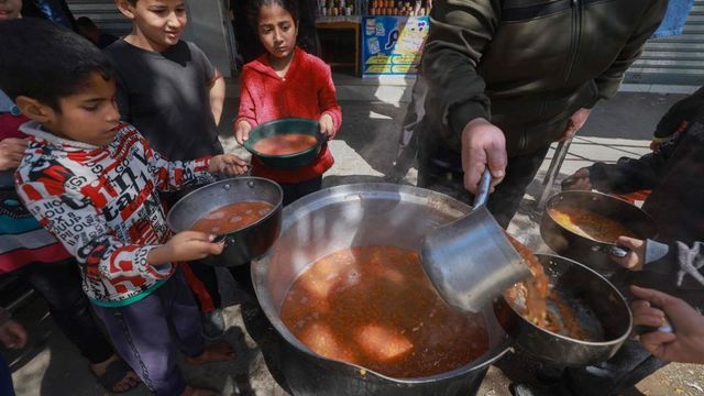 Hamás e Israel se dan 48 horas para cerrar una tregua humanitaria al final del Ramadán