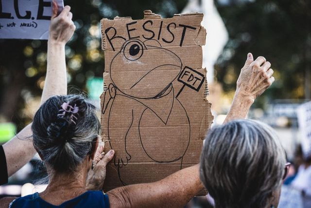 Sute de persoane reținute în timpul protestelor de 1 Mai din Turcia