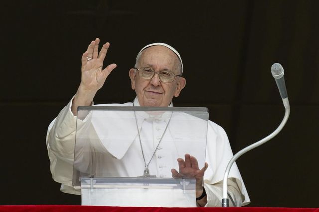 Vaticano: ambasciatore russo, papa spera di incontrare di nuovo Kirill