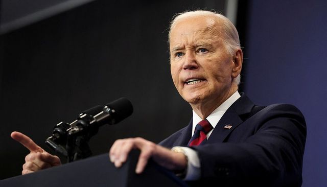 Biden chce po rozsáhlém ruském útoku pokračovat v navyšování dodávek Ukrajině