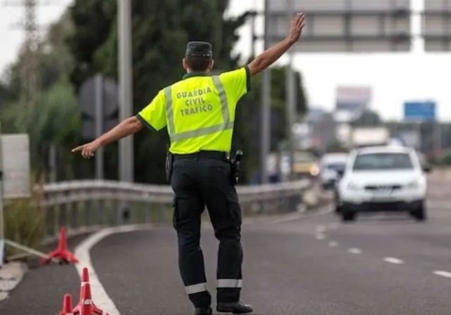 La DGT intensifica vigilancia en verano: ¿qué multas son más comunes?