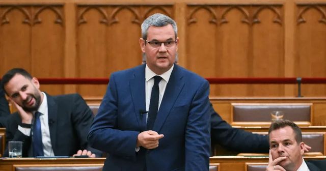 Kulja szerint Takács Péter pert bukott ellene, a volt államtitkár szerint csak az derült ki, hogy Kulja hazudott