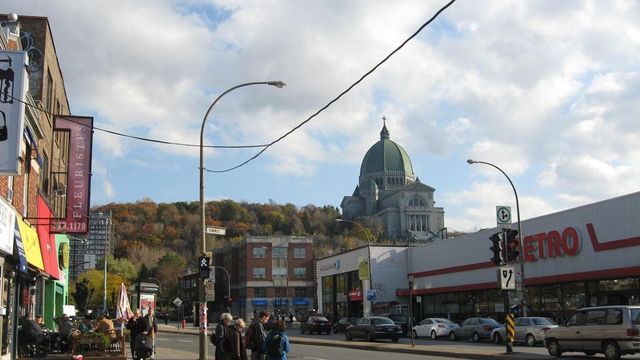 Sparatoria a Montreal nel quartiere ebraico, tre morti