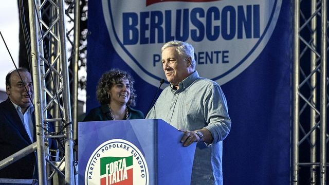 Immunità a Ilaria Salis, Tajani cambia idea dopo le accuse della Lega