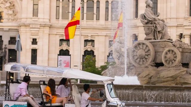 Madrid ordenará y regulará la actividad de los tuk tuk