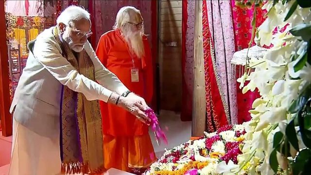 8 feet-tall gold-plated marble throne for Ram Lalla in Ayodhya