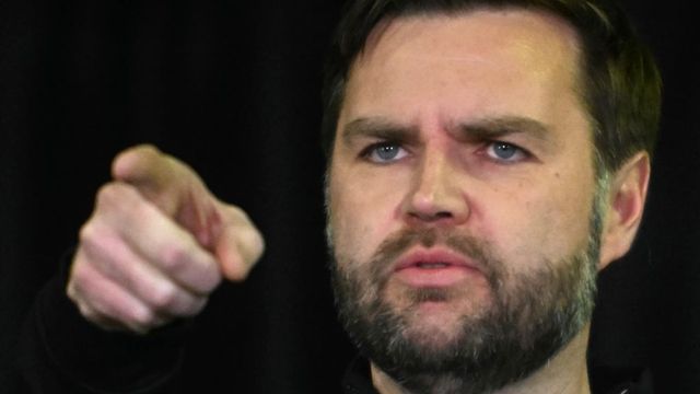 Джей Ди Ванс: Фантазия е Украйна да победи с повече пари и оръжия от САЩ