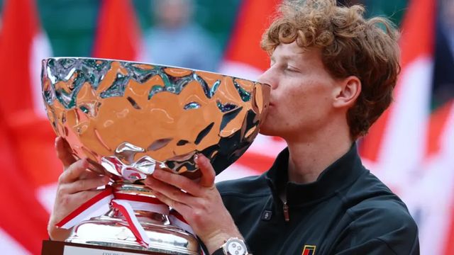 Sinner se po triumfu v Monte Carlu vrátil do čela žebříčku, Alcaraz je těsně druhý