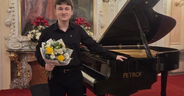 Český klavírista Schulmeister získal cenu BBC Music Magazine Award pro nové talenty