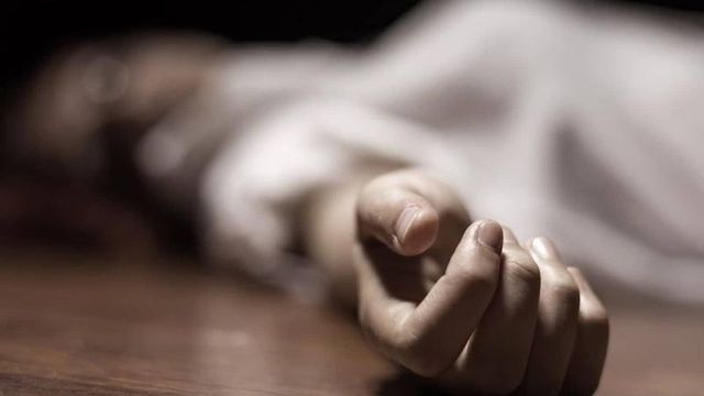 Woman found dead in lodge in Kozhikode