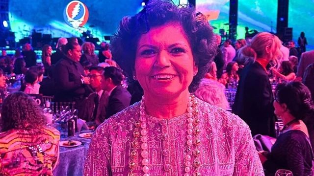 Meet Chandrika Tandon, winner of Grammy Award 2025, Indra Nooyi is her…