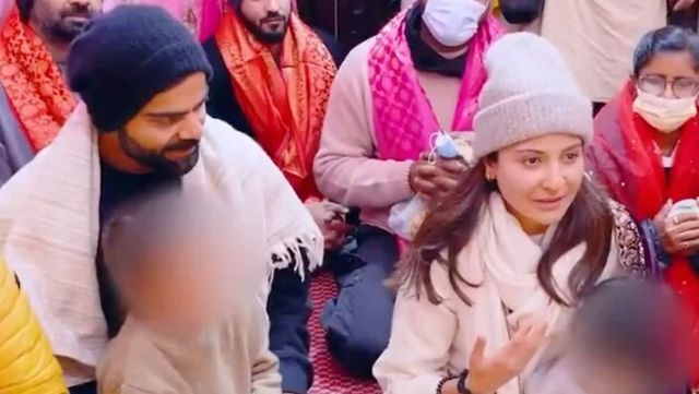 Virat Kohli and Anushka Sharma with kids Vamika and Akaay visit Premanand Maharaj Ji at Vrindavan, video goes viral