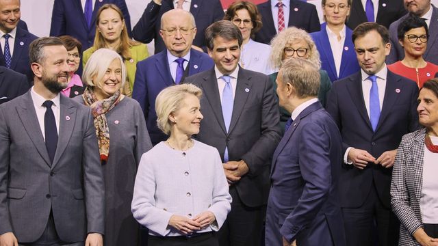 Bizalmatlansági szavazás elé néz Ursula von der Leyen az Európai Parlamentben