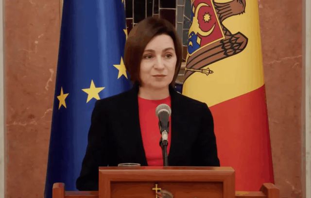Bijuterii, obiecte din cristal și o cravată bărbătească: Lista cadourilor primite de Maia Sandu în 2026