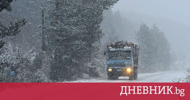 Катастрофирал камион временно ограничи движението през Прохода на Републиката