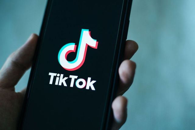 Comisia Europeană obligă TikTok să stocheze toate datele și probele referitoare la alegerile din România și la alte alegeri din UE