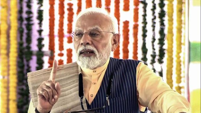 Congress Wants To Destroy India By Dividing Hindus:PM Modi Slams Rahul Gandhi Over Caste Census Demand