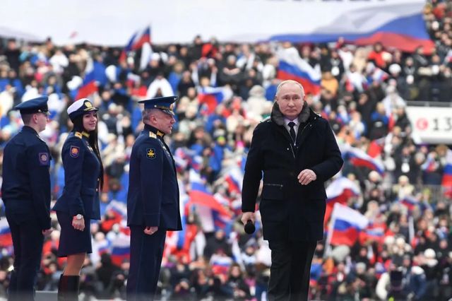 Putin al potere da 25 anni, 'orgoglioso di quanto fatto'