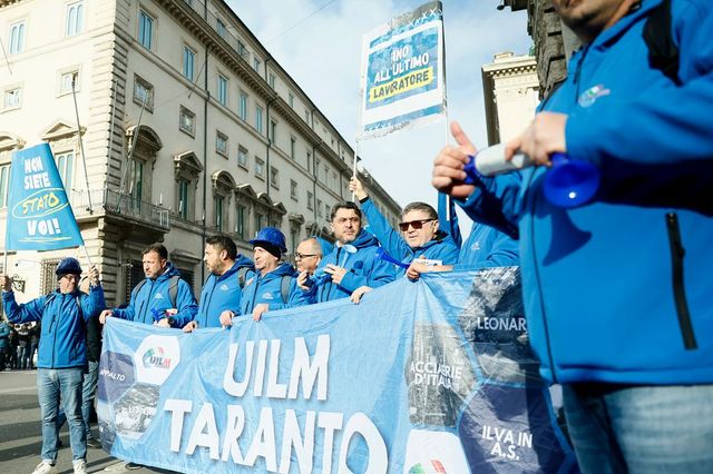 Raggiunto l'accordo sulla cassa integrazione alla ex Ilva