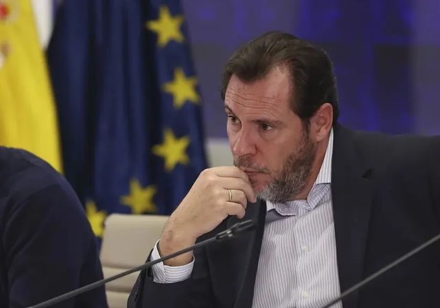 La Audiencia abre diligencias contra Puente por Adamuz aunque está aforado ante el Supremo