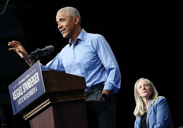Obama y Clinton llaman a «alzarse contra la injusticia» de Trump