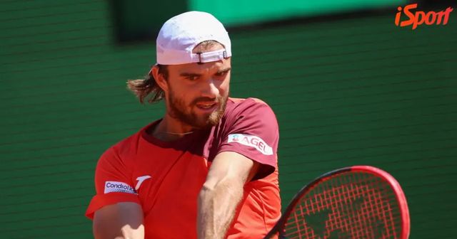 Bouzková vstoupila na Roland Garros jasným triumfem nad Italkou