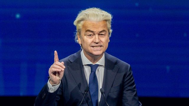Összeomlott a holland kormány, kilépett Geert Wilders pártja a koalícióból