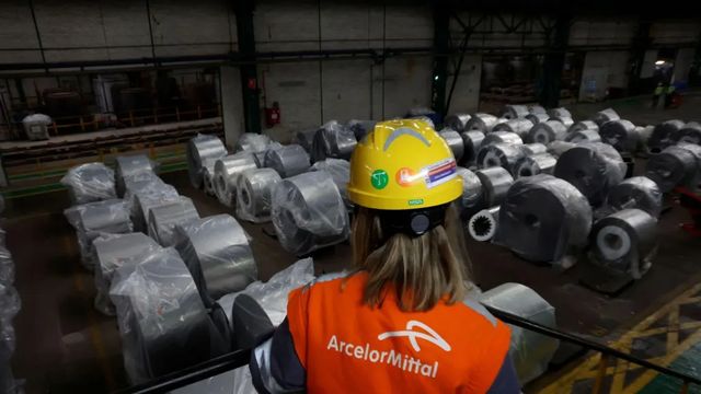 La siderurgia española valora positivamente el plan europeo para el acero, pero reclama la reducción de los costes energéticos