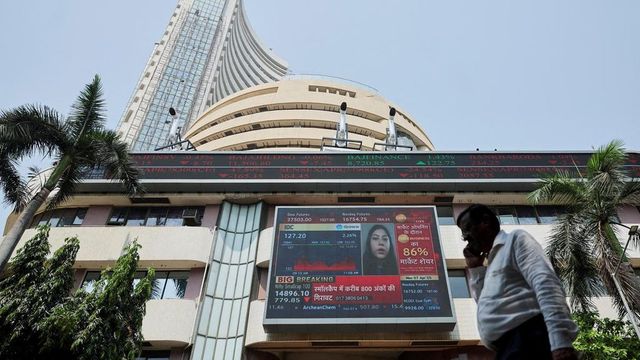 Stock markets open higher as crude oil prices drop