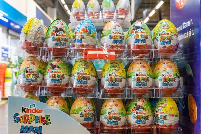 Ferrero începe să retragă ciocolata Kinder de la raft și în România