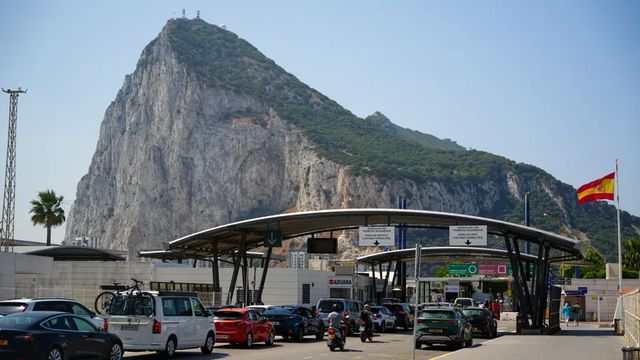 La UE y el Reino Unido ratifican el acuerdo sobre Gibraltar, que supondrá el cierre definitivo a la Verja