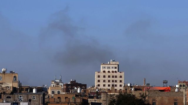 Israel bombardea objetivos en Yemen en respuesta a los recientes ataques de los hutíes