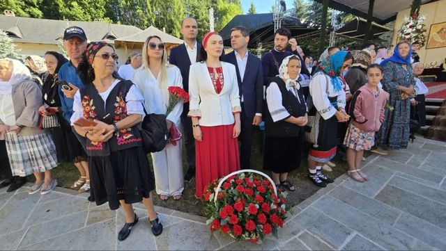 Reprezentanții Mănăstirii Putna o acuză pe Victoria Furtună de manipulare