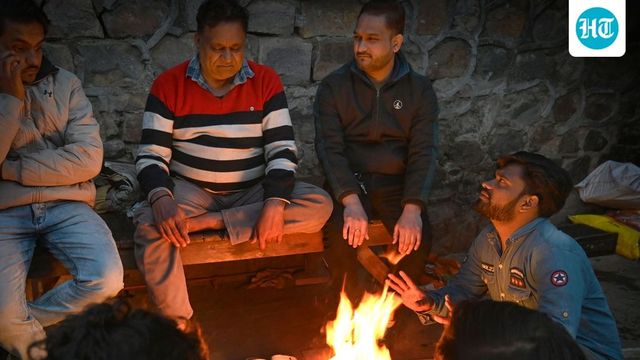 Delhi on orange alert for dense fog; IMD issues cold wave warning for North India | Weather updates