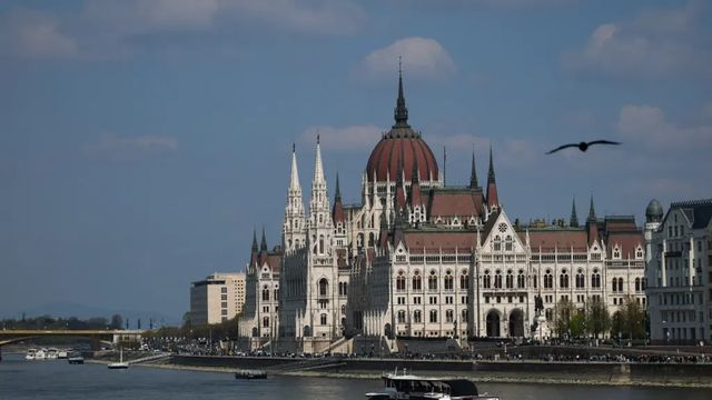 Magyarova strana nominovala na prezidenta bývalého šéfa nejvyššího soudu