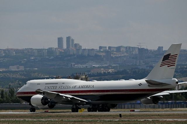 Motivul pentru care Donald Trump trimite în hangar noul Air Force One, primit de la Qatar