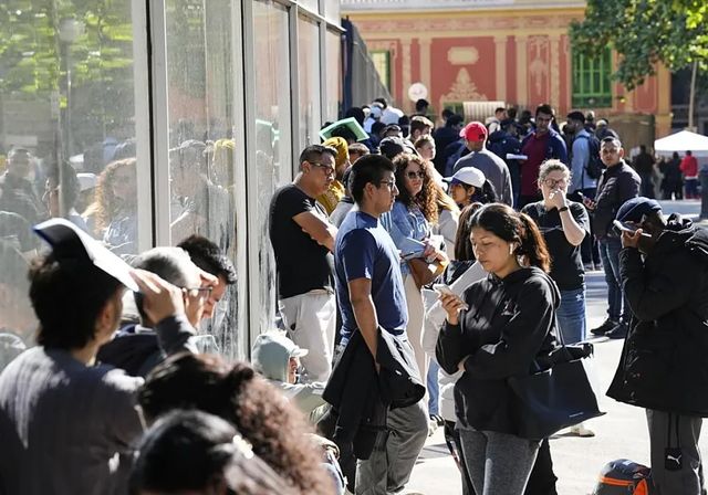 La regularización de un millón de inmigrantes apenas tendrá impacto en las cuentas de la Seguridad Social
