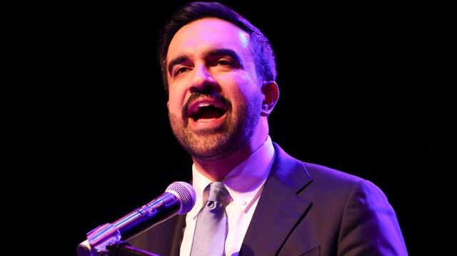 Hivatalosan is új polgármestere van New Yorknak