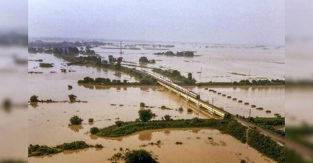 Water level in Bihar rivers rises to dangerous level