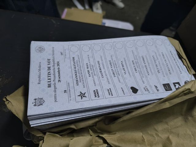 CEC a distrus 26 mii de buletine de vot care urmau să ajungă în Rusia