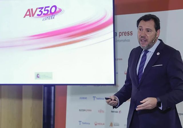 Óscar Puente anuncia que el AVE entre Madrid y Barcelona reducirá su trayecto a menos de dos horas