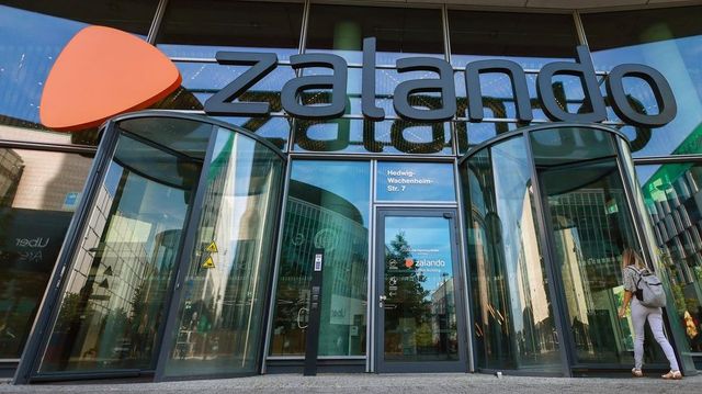 Prodejce módy Zalando za 1,1 miliardy eur převezme konkurenta About You