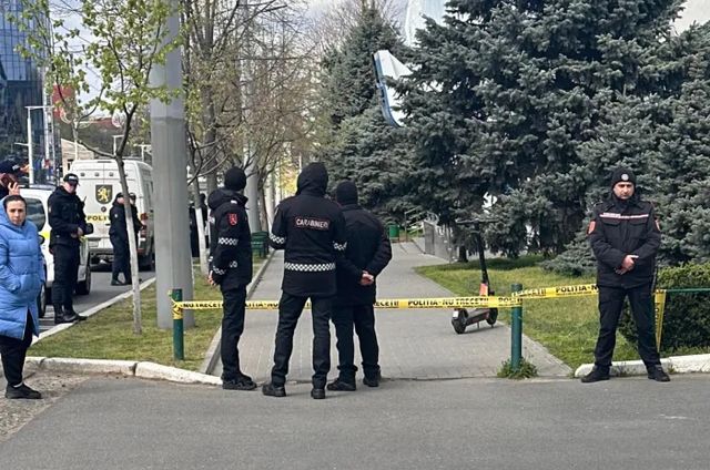 Alertă cu bombă la Judecătoria Chișinău, sediul Buiucani