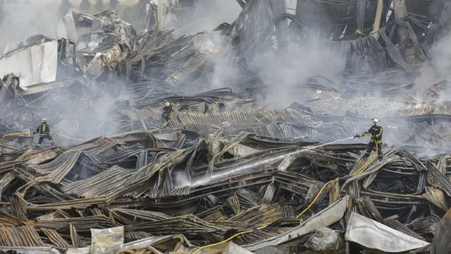 Руски удари убиха трима души, сред тях дете, в покрайнините на Киев