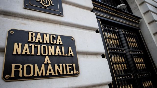 BNR se delimitează de afirmațiile lui Eugen Rădulescu: Opiniile angajaților pe conturile personale nu reprezintă poziții oficiale