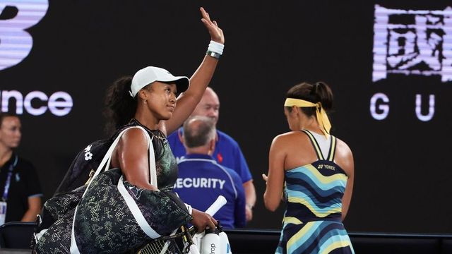 Naomi Osaka loses to Caroline Garcia in 1st round on Grand Slam comeback at Australian Open