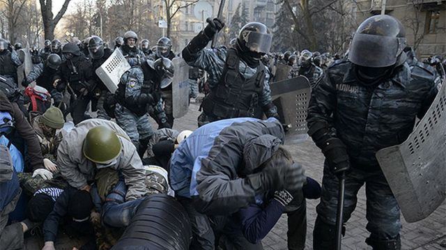 Poliția din Ucraina a arestat un grup de persoane suspectate că pregăteau revolte în masă pentru a destabiliza țara