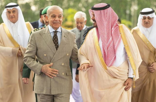 Arabia Saudită, Pakistanul și Turcia au semnat un pact de apărare reciprocă după modelul NATO
