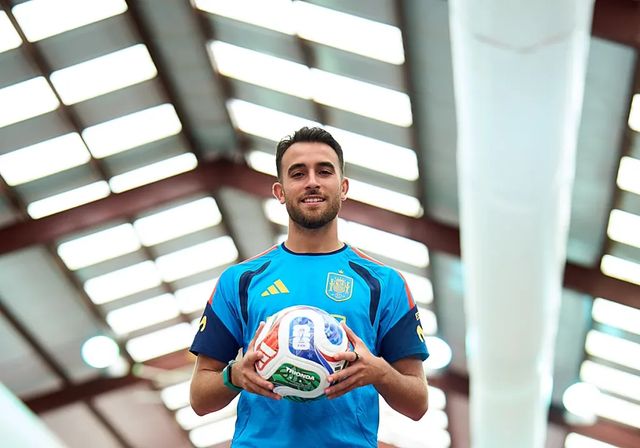Eric García: «Por desgracia en España somos extremistas en todo, no sólo en el fútbol»
